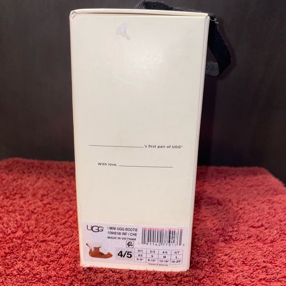 Mini UGG Bootie’s 🤎 - Picture 7 of 9